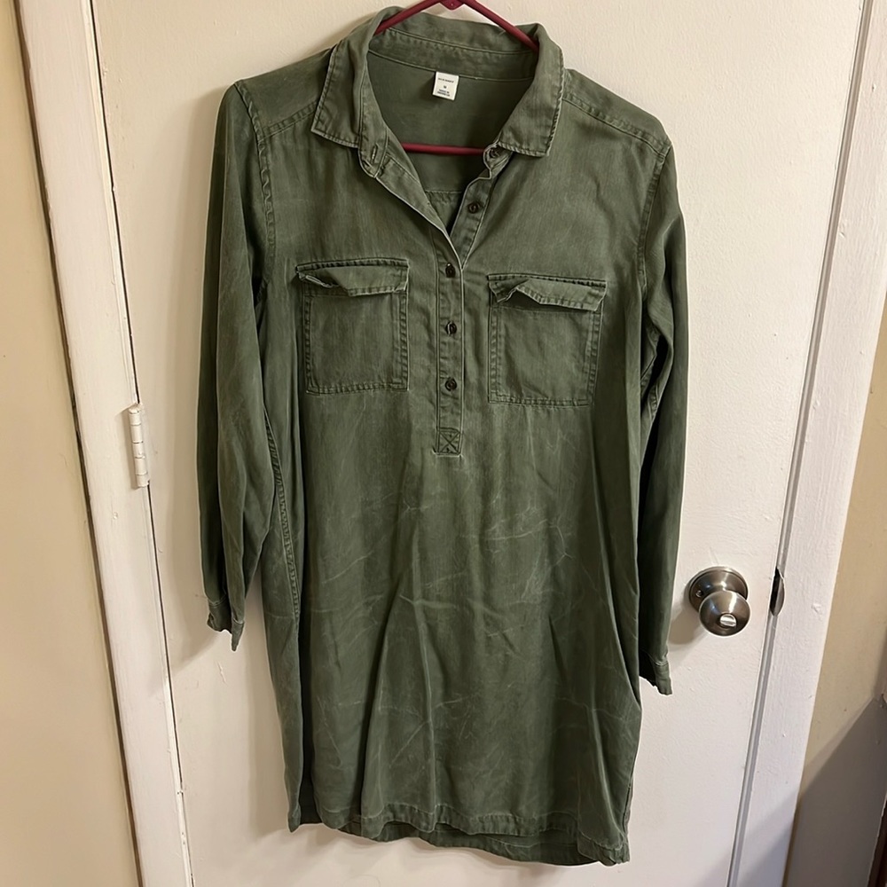 Old Navy long sleeve dress